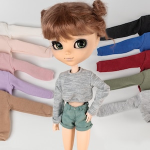 Doll Sweatshirt – Regular or Cropped Length | 1:6 Scale Clothes for Blythe, Pullip, Poppy parker | Handmade Doll Top in 10 Colors