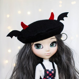 Devil Bat Beret hat for Pullip & Blythe - Cute Halloween Costume for Doll