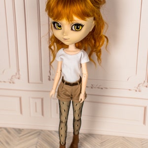 Short beige et lin pour Pullip, Blythe, Poppy Parker, Obitsu Pantalon taille haute camel pour poupée image 4