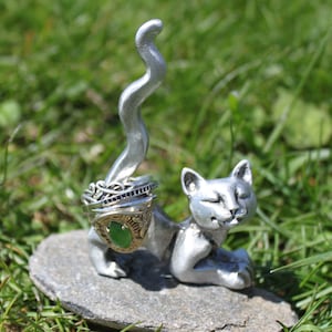 Lead Free Pewter Cat Figurine Ring Holder knick nack statue Kitten Hastings Pewter Company Hand Made in Michigan made in MI made