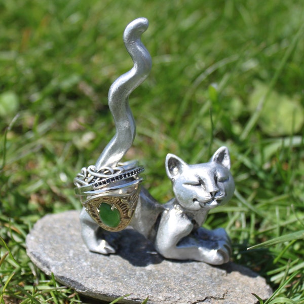 Lead Free Pewter Cat Figurine Ring Holder knick nack statue Kitten Hastings Pewter Company Hand Made in Michigan made in MI made