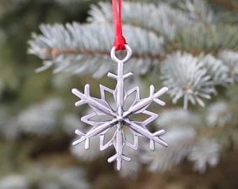 Snowflake Ornament 3-D Snow Fake Double Sided Winter Decoration Gift