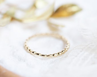 Thin Bubble Wedding band, 14K Solid Gold Dotted Ring, Stacking Wedding Ring, Minimal Wedding Dot band, Anniversary Gift for Women, Promise