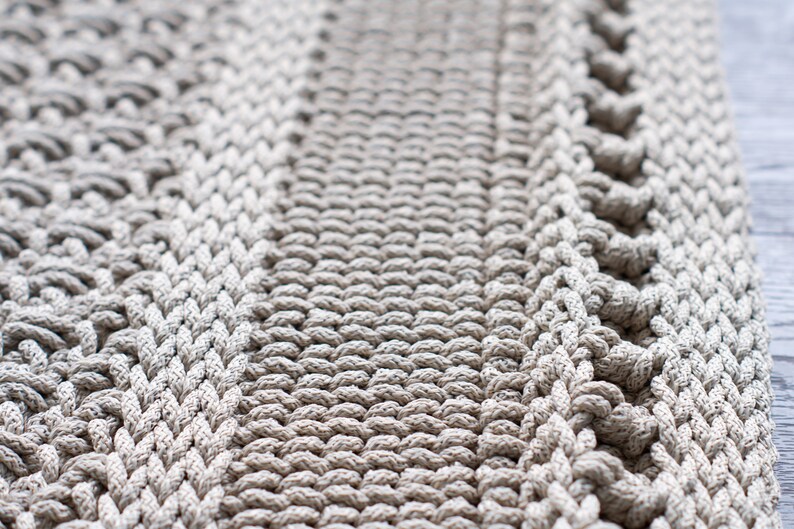 Crocheted square rug video tutorial LaceChicago by Lacemats. Etsy