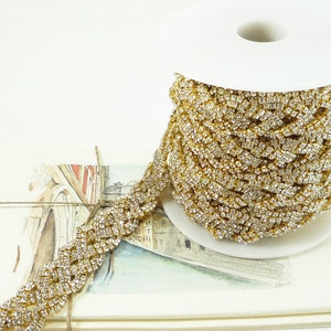 20mm Gold Rhinestone Celtic Knot Trim in Clear Crystal for Bridal Applique and fashion acessories ( 1 Yard Qty)
