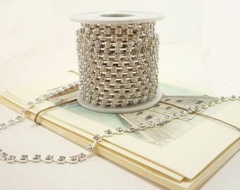 Silver Rhinestone Chain, Clear Crystal, (4mm / 1 Yard Qty)