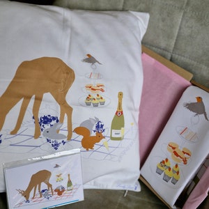 Ensemble cadeau pour les amateurs de cerfs, ensemble boisé, cadeau pour amoureux des cerfs, idées cadeaux, coussin cerf, torchon de pique-nique, carte de cerf, articles de maison pour femmes