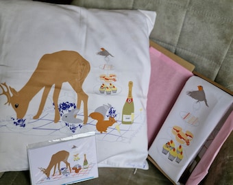 Gift Set for Deer lovers, woodland set, deer lover gift, gift ideas, deer cushion, picnic tea towel, deer card, women's Homeware