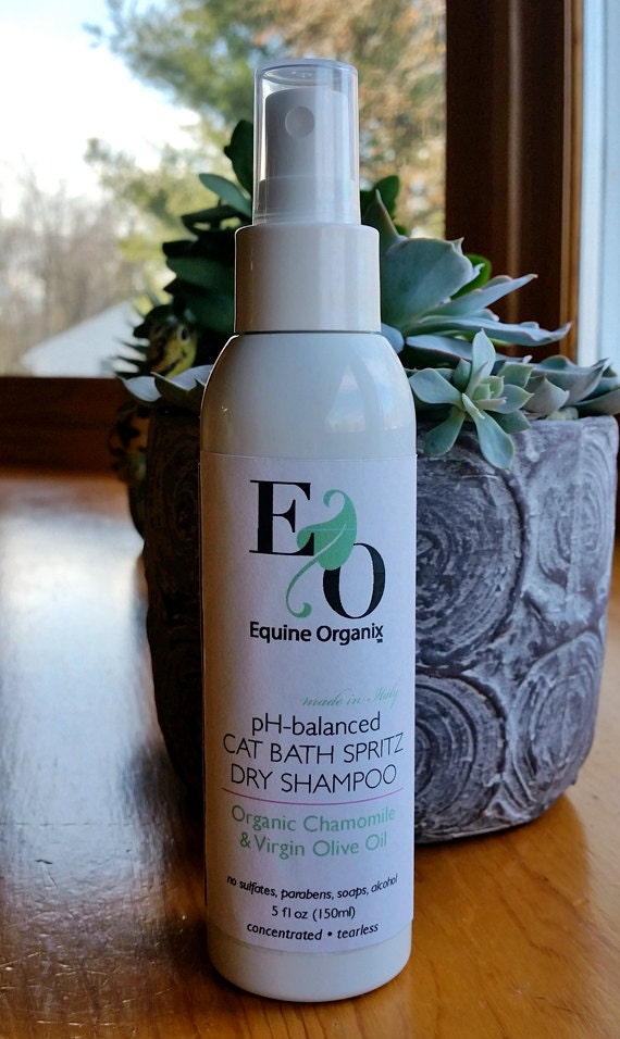CAT DRY SHAMPOO Bath Spritz Ph balanced Organic Chamomile Virgin Olive Oil by Equine Organix Etsy UK