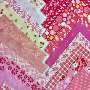 Beautiful Pinks, 20 fabric squares for patchwork.