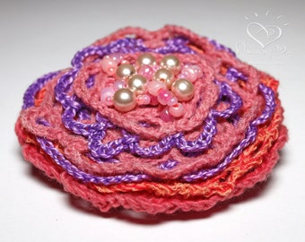 Pinky Lilac Brooch, Upcycled Jewelry, Purple Pink Wool Brooch Crocheted, Boho Hipster Accessory Brooch, Modern Textile Art, BEST for Jacket
