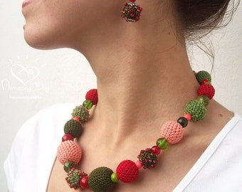 Unique Crochet JEWELRY SET. Seed bead Textile Jewelry GIFT for Wife, Red Green Modern Handmade, Original Colorful Bright Necklace & Earrings