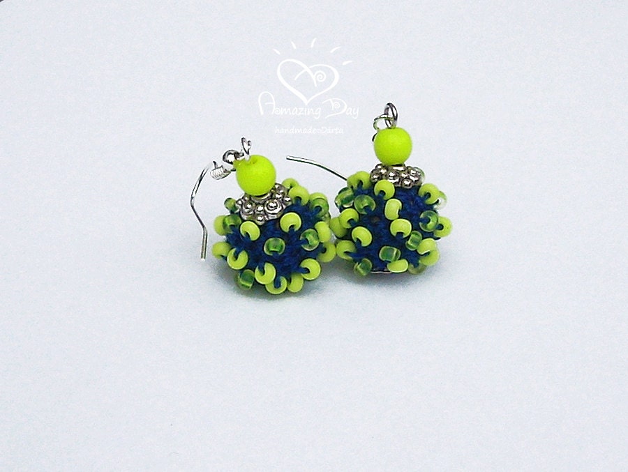 Neon yellow Earrings main image 0