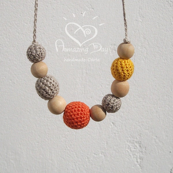 Collier au crochet jaune gris orange, collier biologique au crochet simple pour maman, bijoux d’automne / pâques, collier Montessori ensoleillé perle en bois