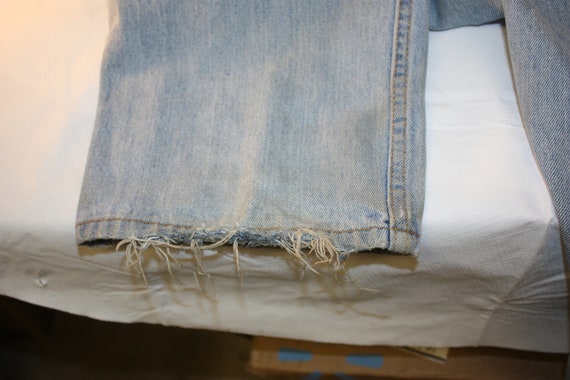 Vintage LEVIS 550 Distressed Relaxed Fit Jeans - image 3