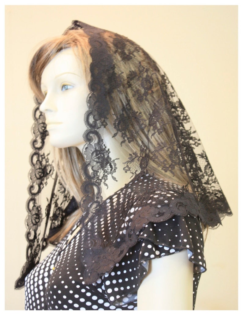 Veil-lacemantilla veil