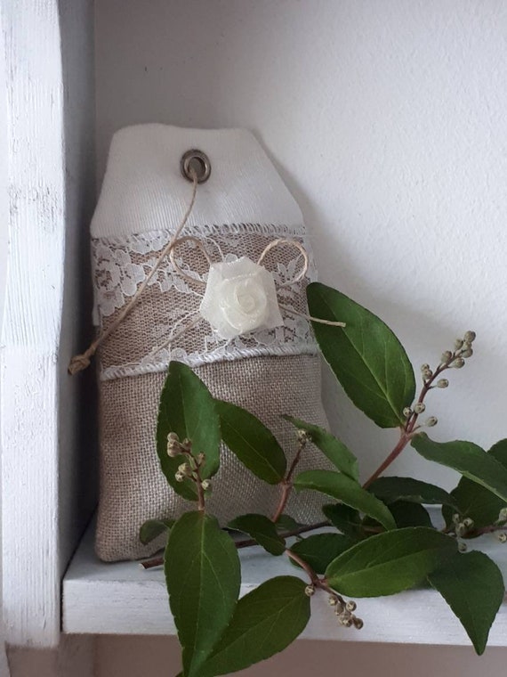 Lavender Sachets Rustic Wedding Favors Linen And Lace Gift Etsy