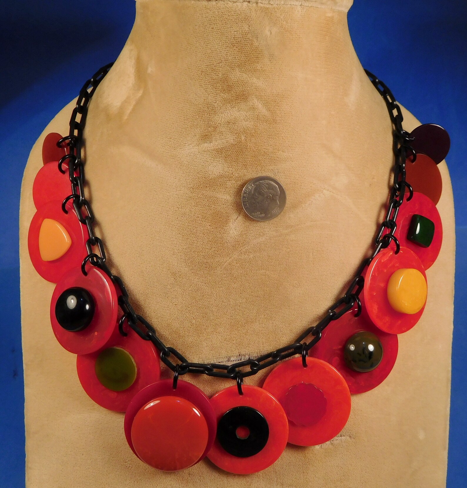 Upcycled BAKELITE Poker Chip Necklace REDS Button Flower Etsy