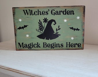 Primitive Green Witch Magic Garden Sign