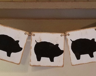 Farmhouse Pig Banner, Rustic Fireplace Garland, Farm Animal Decor