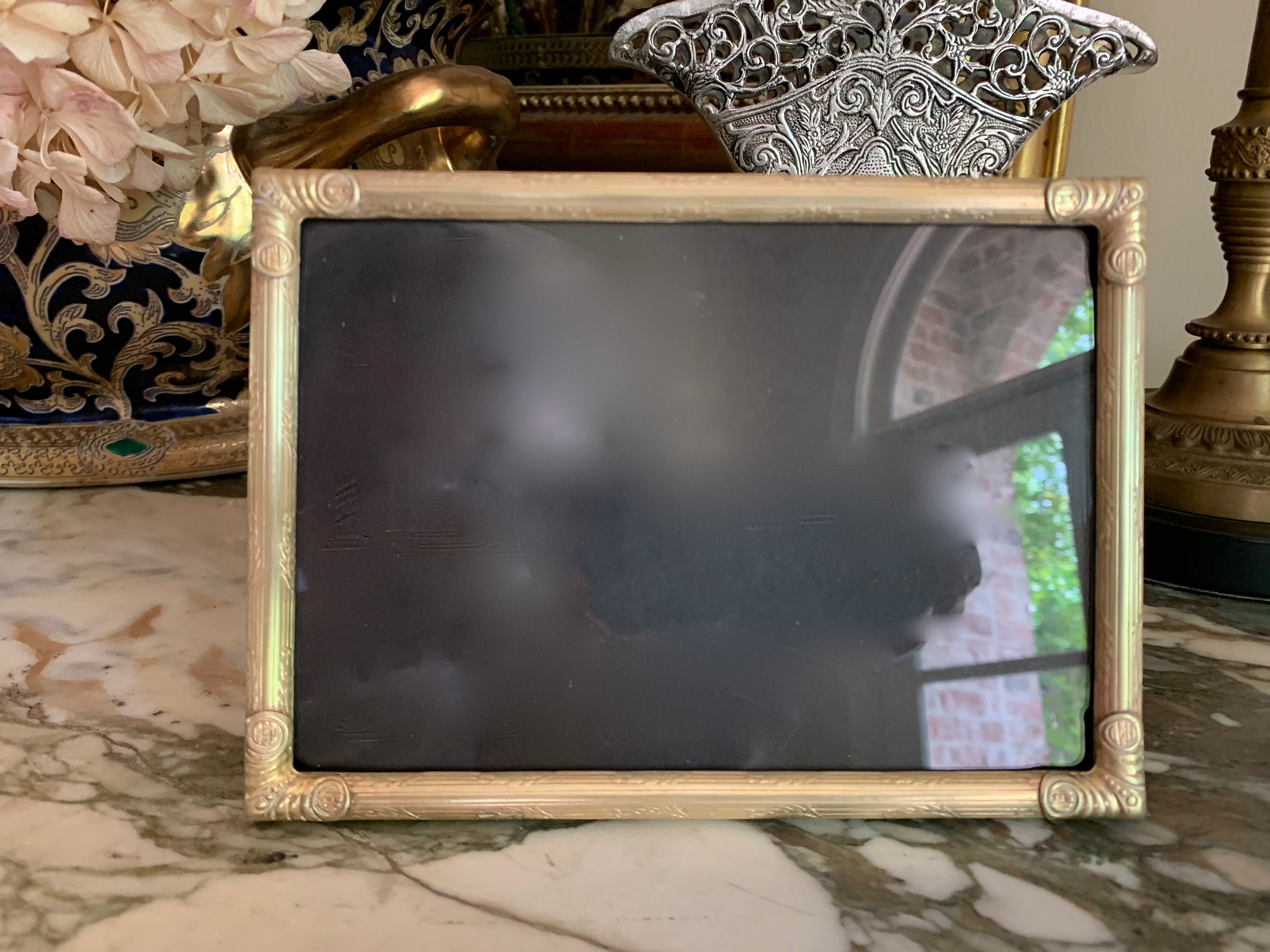 Vintage Brass Photo Frame, Leaf Design and Corners, 5 x 7 Inch