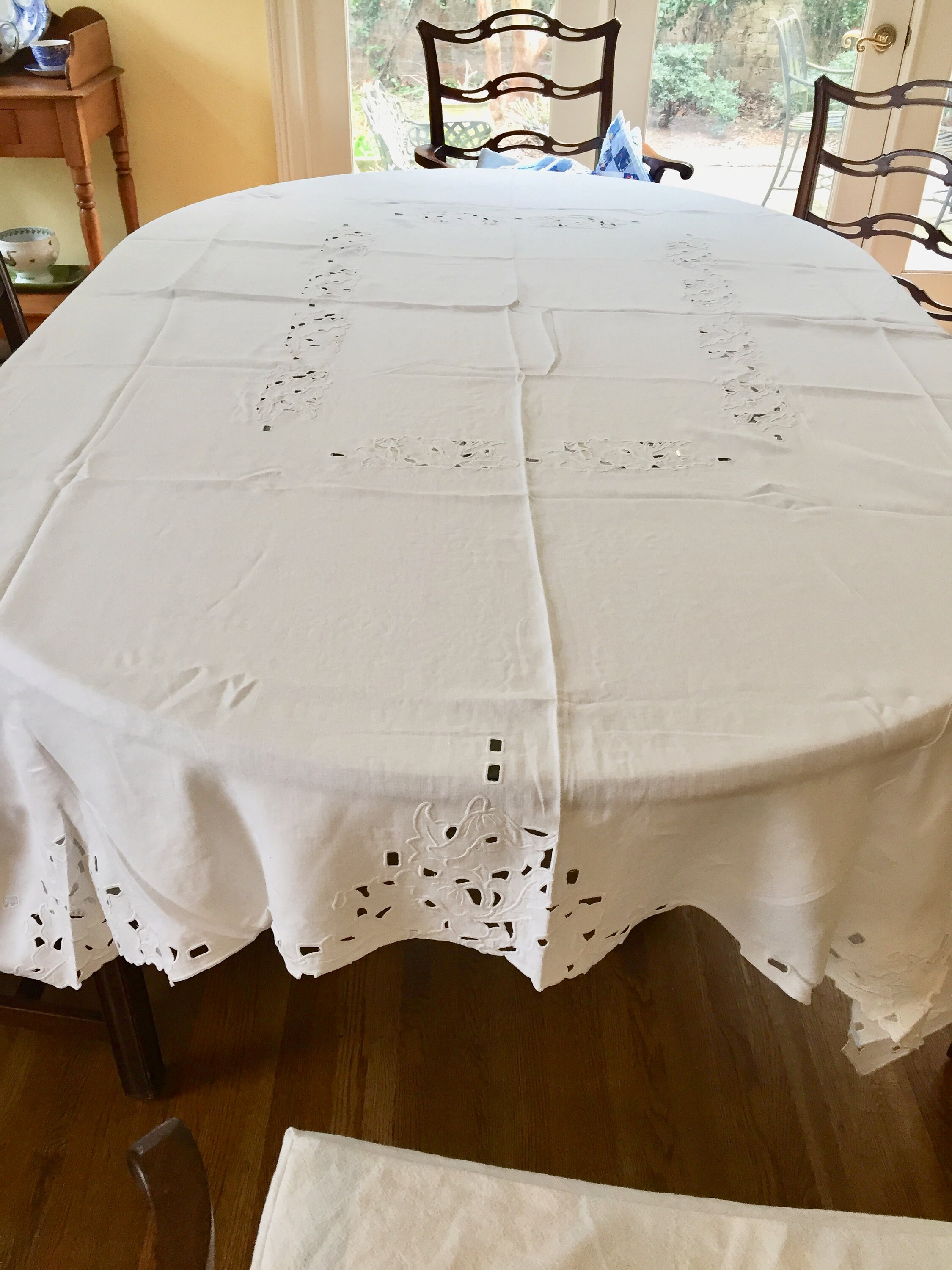 Vintage White Linen Tablecloth, Floral Cutwork Tablecloth Rectangular
