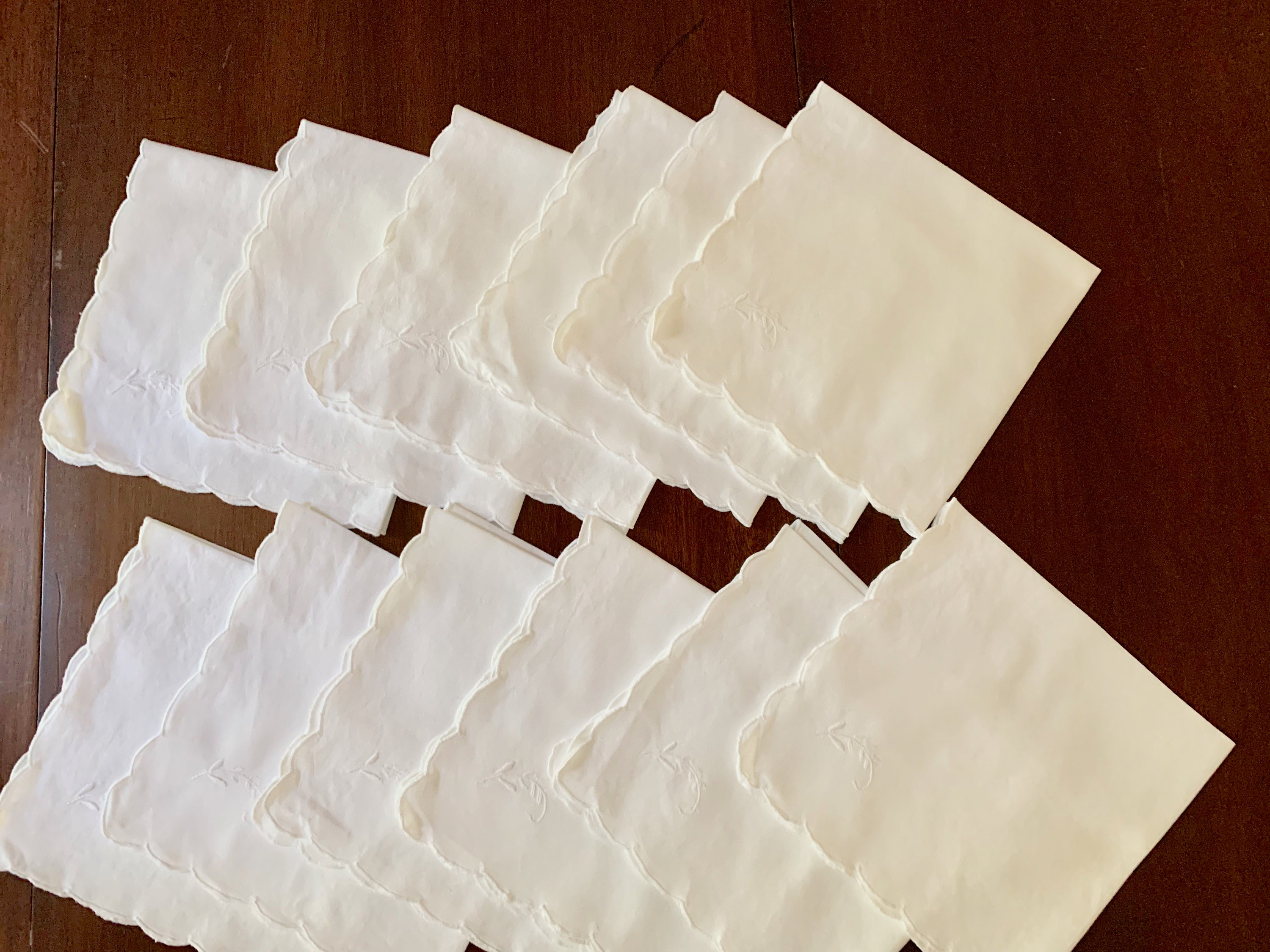 Twelve White Napkins, Embroidered Scalloped 16 Inch Dinner Napkins Set