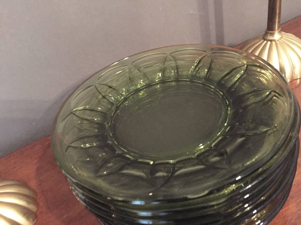 Vintage Green Glass Plates, 8 Inch Luncheon Plates, Verde Green, 10