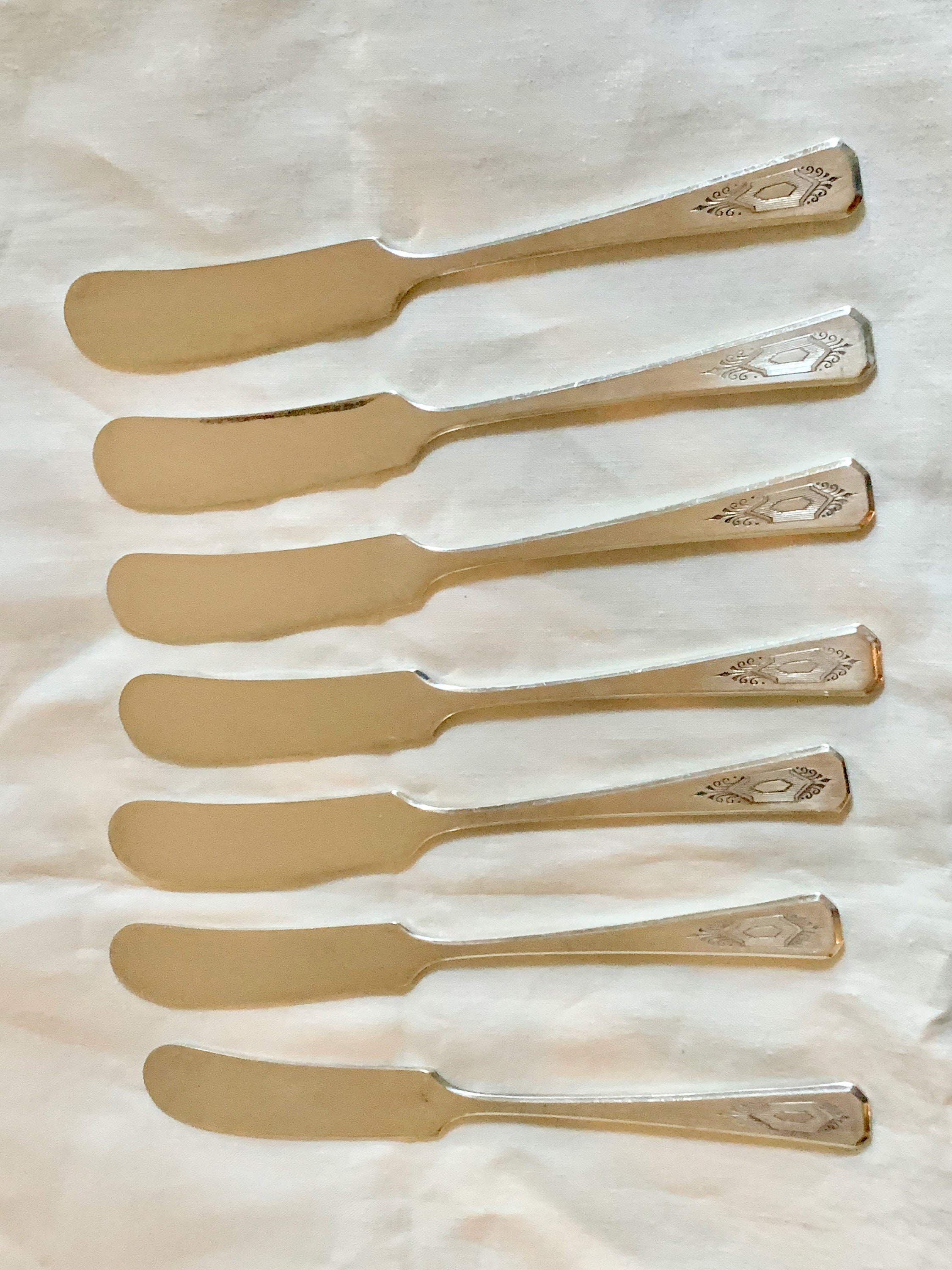 Seven Silver Plate Butter Knives, Set of 7 Individual Flat Butter