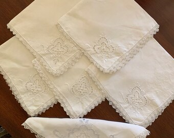 Linen Lace Napkins, Floral Cutwork, Set of 6 White Dinner Napkins, Openwork Lace, Embroidered Floral Design, 16 Inch Napkin