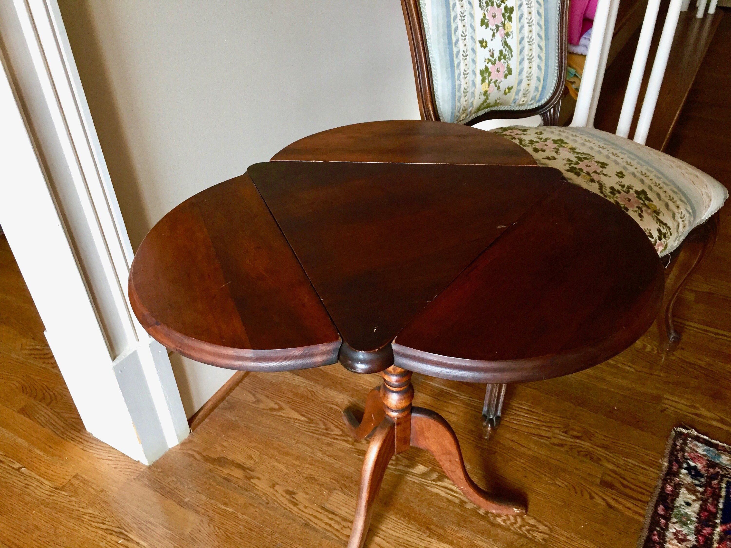 Triangular Drop Leaf End Table, Vintage Walnut Poplar Cricket Style Table, Rounded Drop Leaves