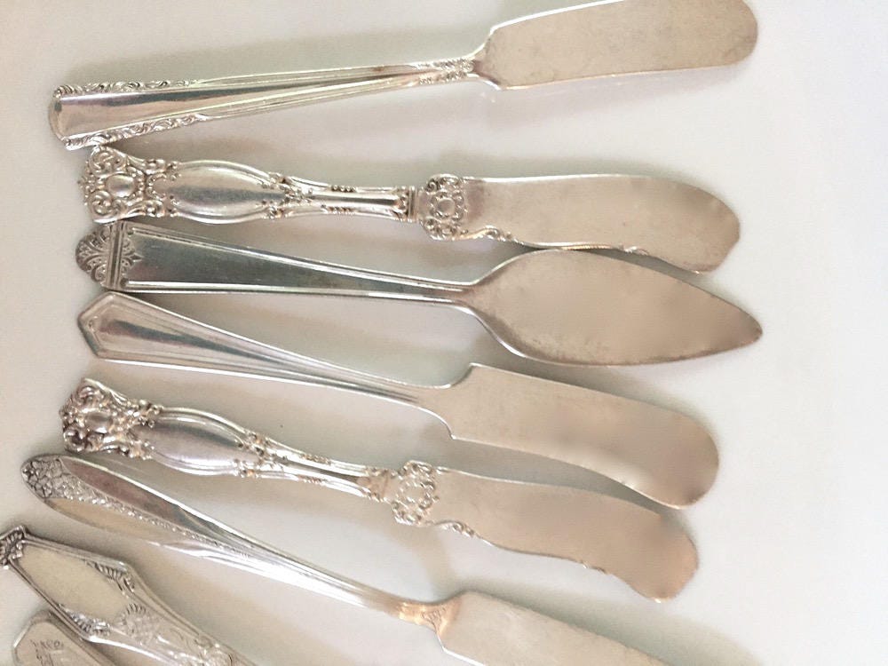 9 Vintage Butter Knives, Mix and Match Silver Plate Butter Knives