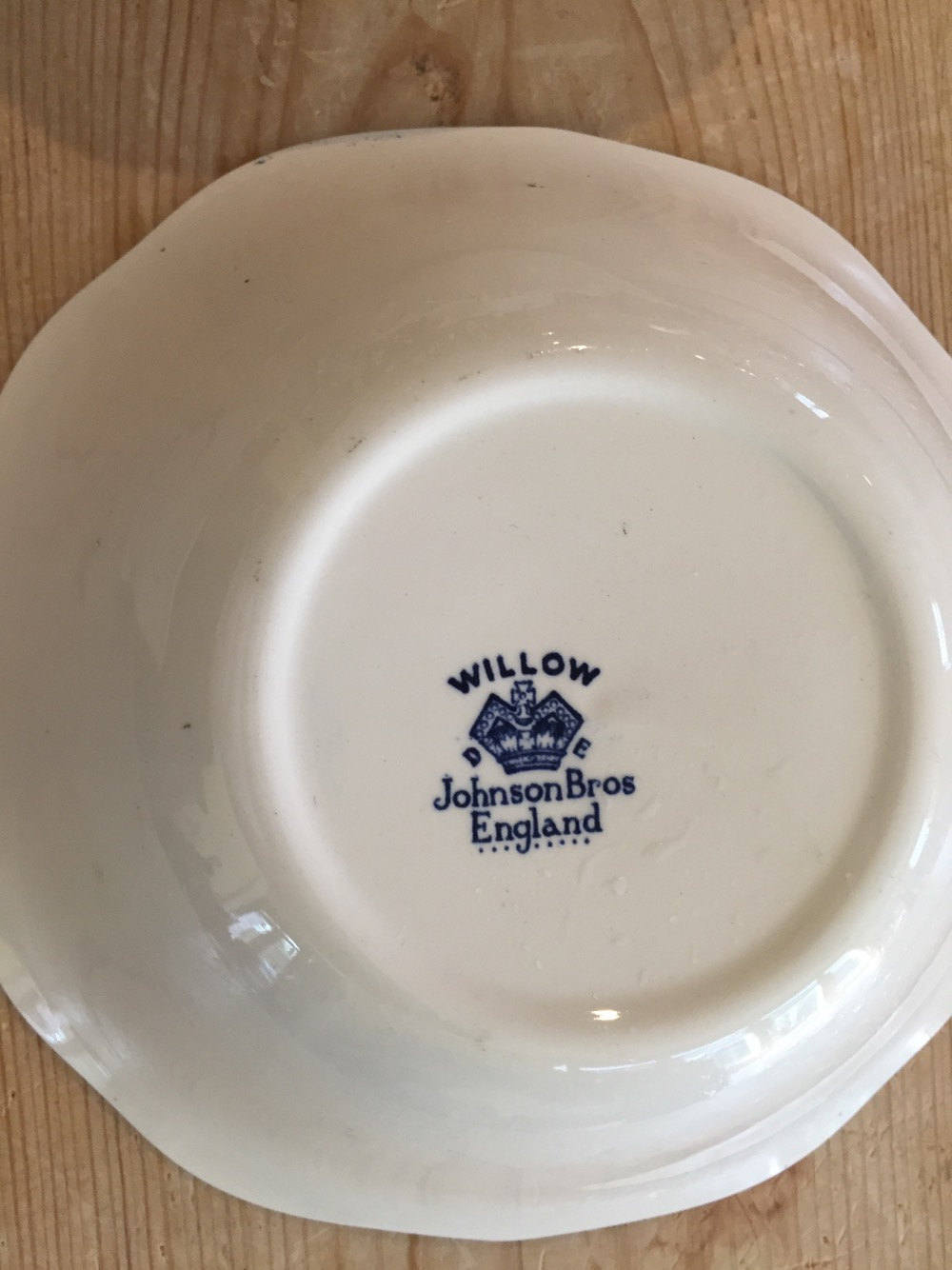 Johnson Brothers Blue Willow Cereal Bowls, Set of 2, Square Scalloped