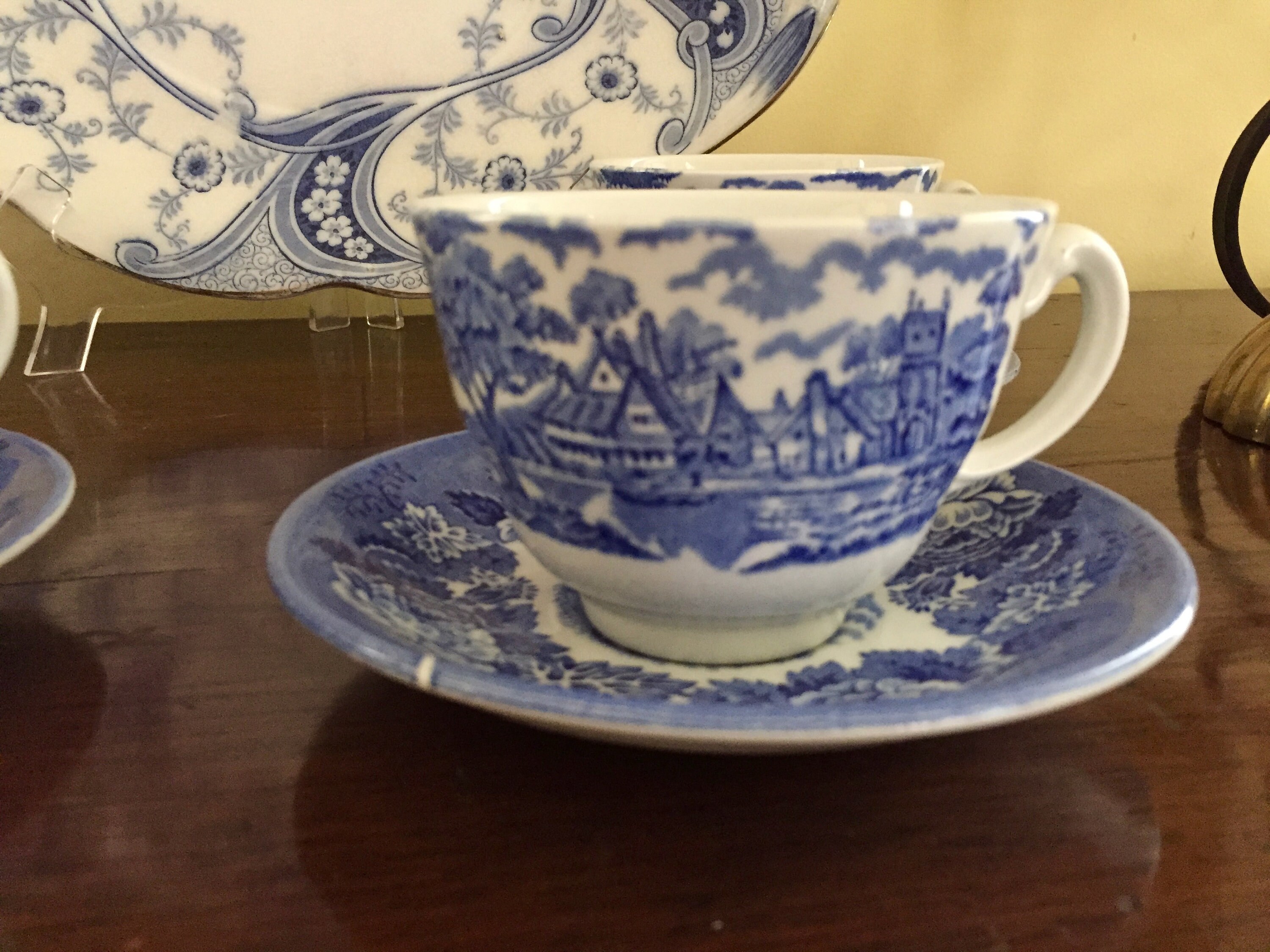 Woods and Sons English Scenery Blue White Cups and Saucer, Set of 4