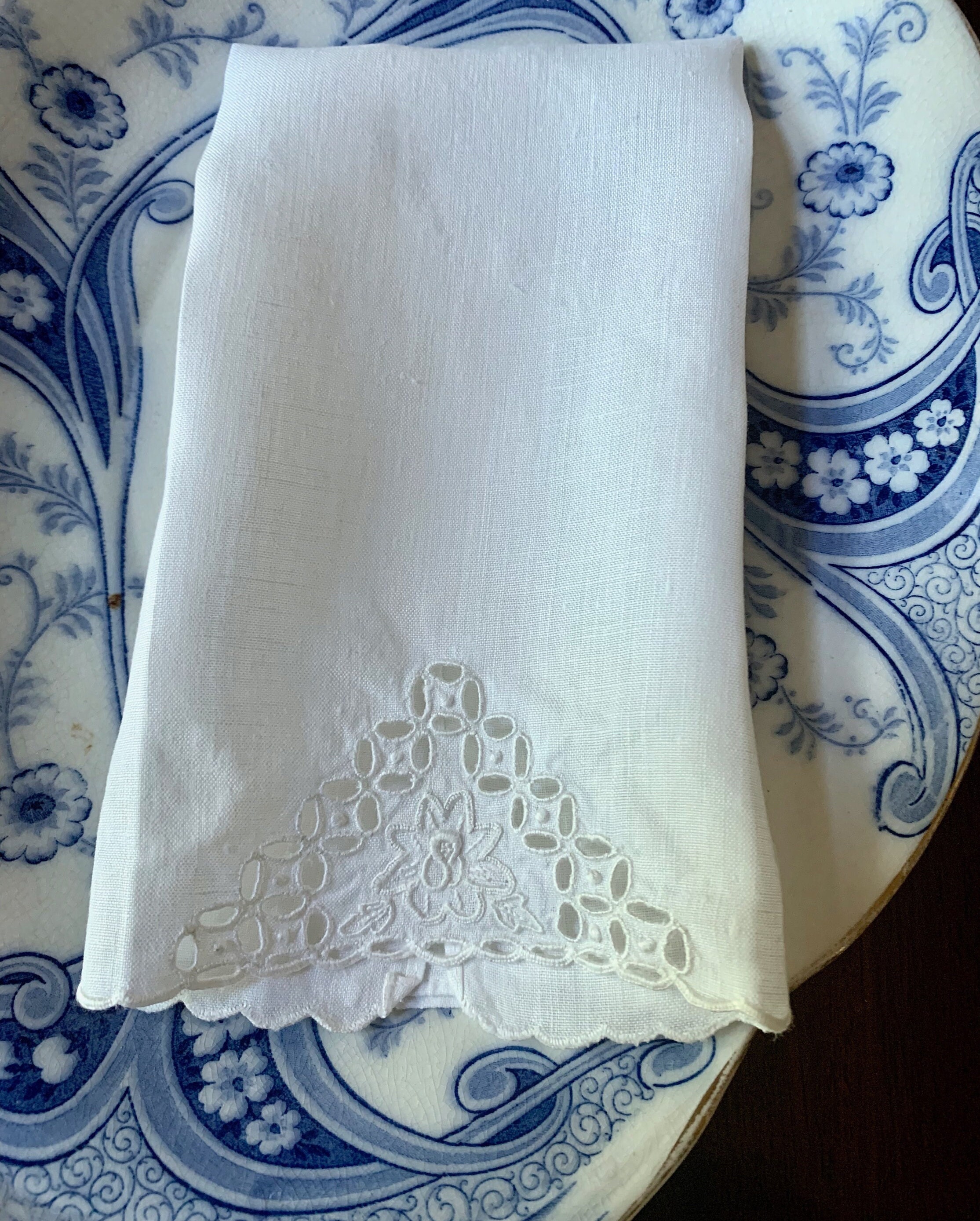 White Linen Tea Towel, Vintage Linen Guest Hand Towel with Floral