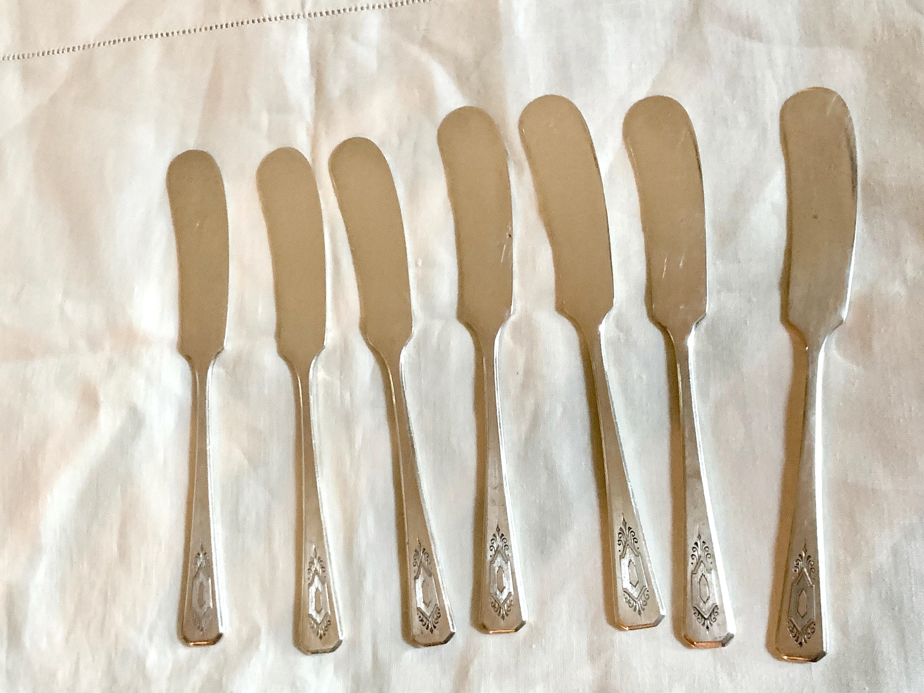 Seven Silver Plate Butter Knives, Set of 7 Individual Flat Butter
