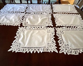 Battenburg Placemats, Set of 8 Vintage White  Placemats,  Holiday Table Linens,