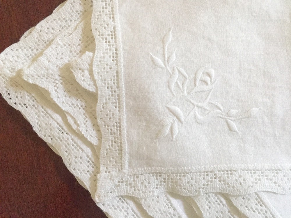 Linen Embroidered Napkins, Set of 11 Vintage White Linen Lace Trim ...