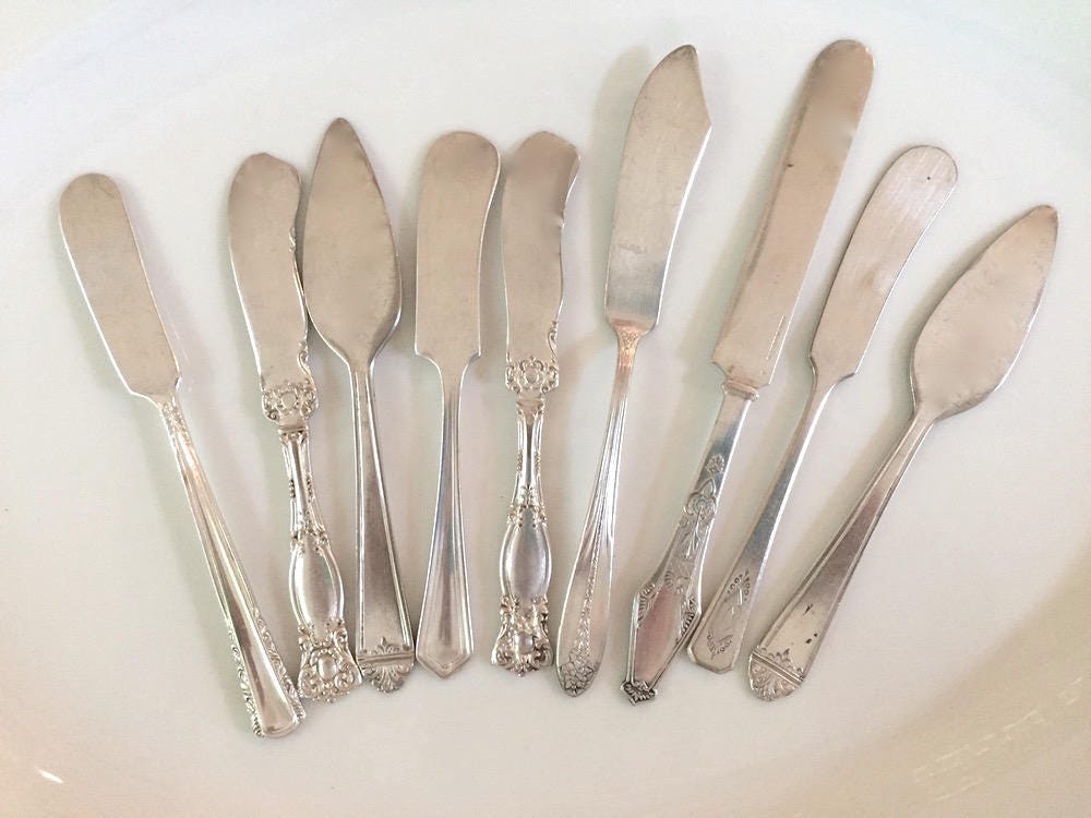 9 Vintage Butter Knives, Mix and Match Silver Plate Butter Knives