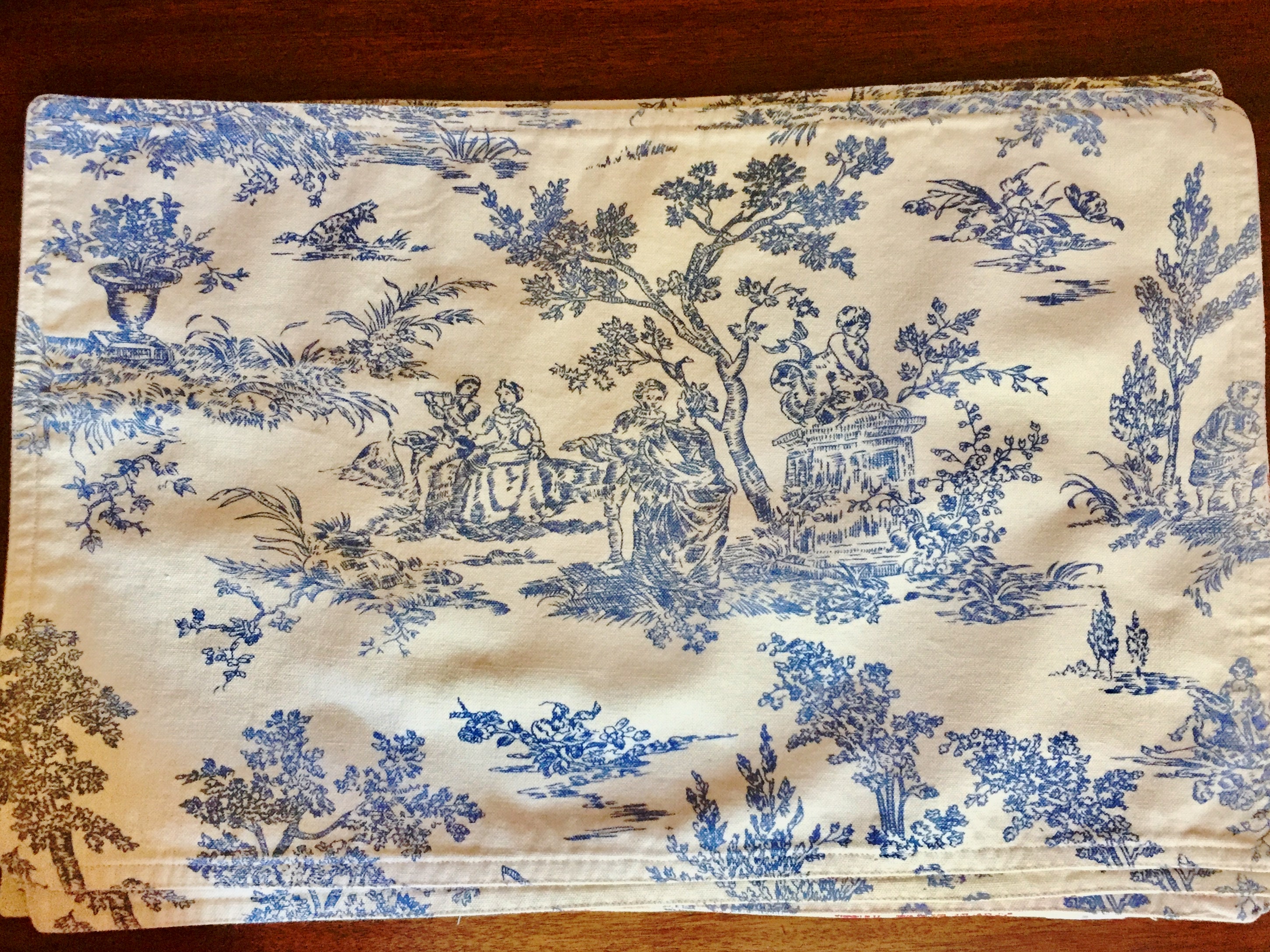 Set 4 Red White Reversible Blue White Toile Placemats, French Country