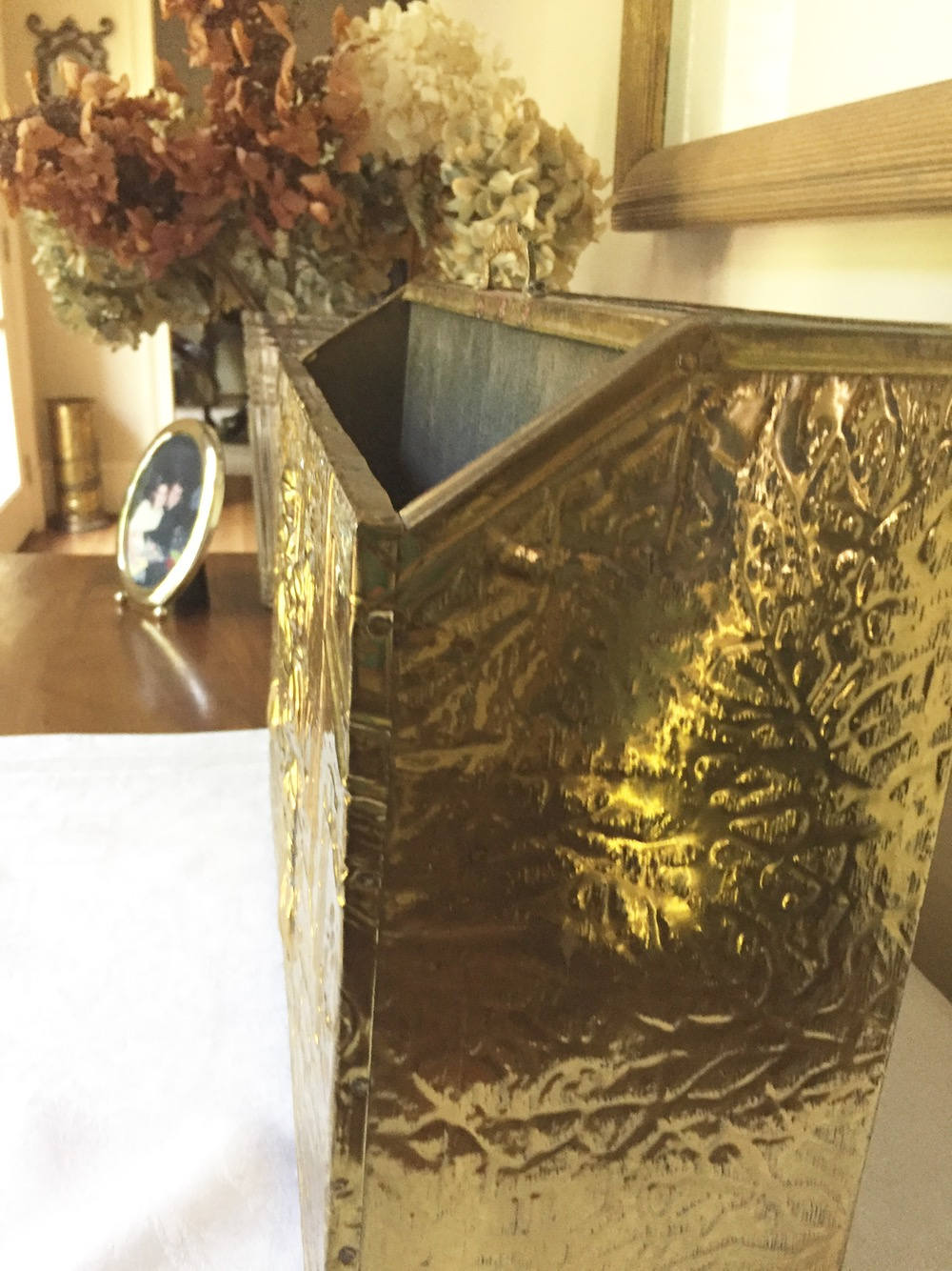 Brass Magazine Holder, Hammered Brass Magazine Rack, Embossed Desk File