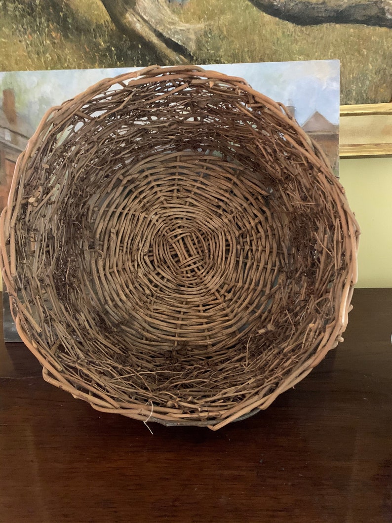 Large Round Grapevine Basket Woven Vintage Handmade Round Etsy