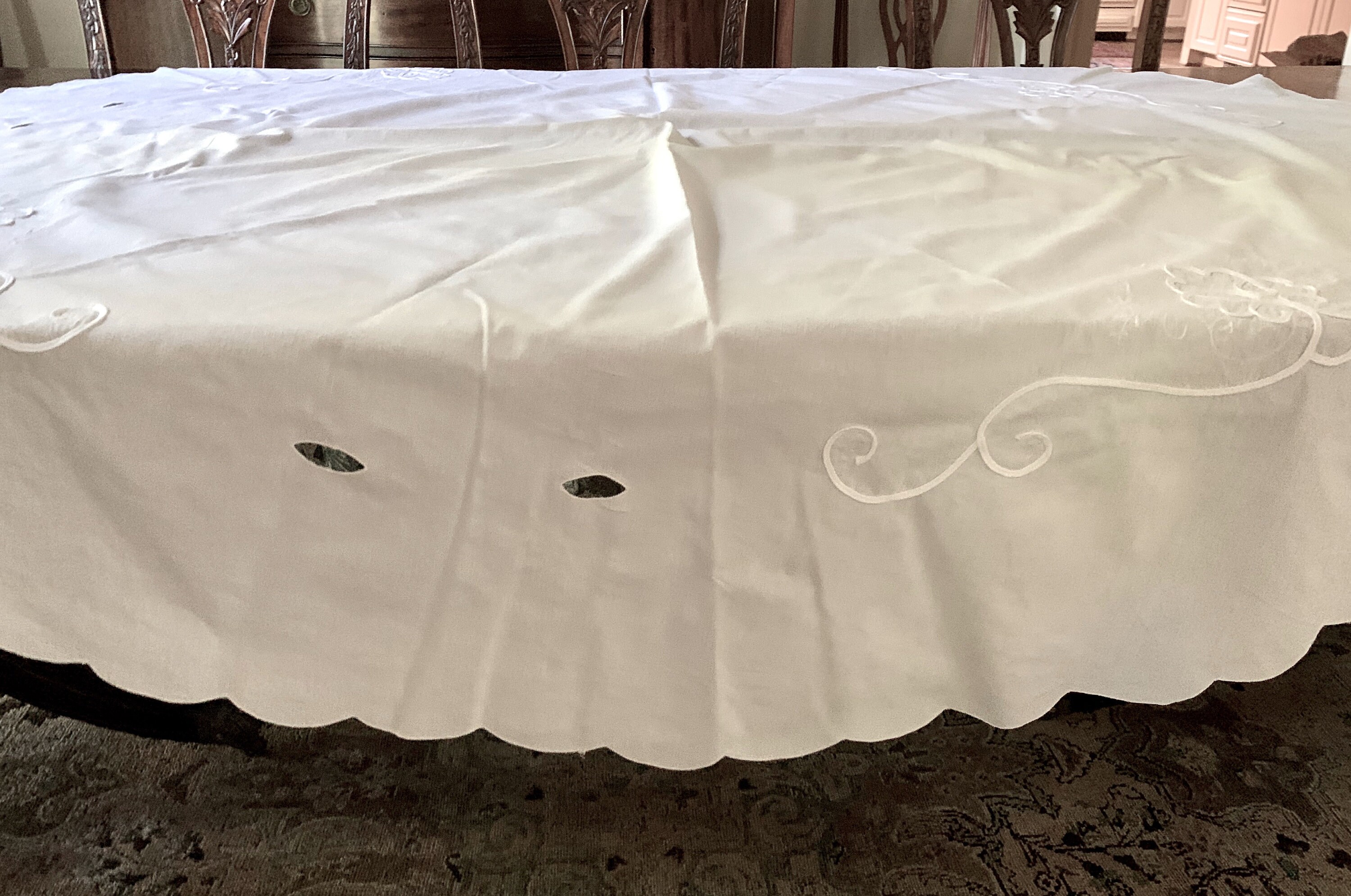 White Round Tablecloth, Scalloped Round White Cotton Tablecloth with