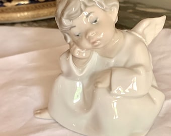 Llardo Porcelain Sitting Angel Figurine, Spanish Porcelain Cherub Small Statue, 1970s Llardo Glossy Porcelain Contemplating Angel,