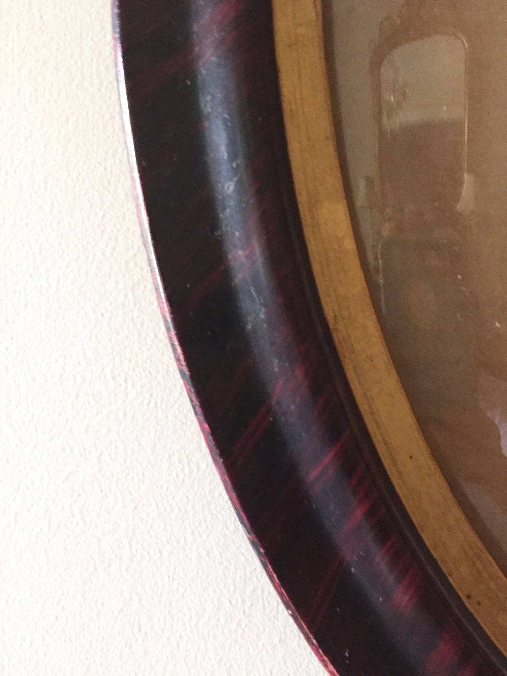 Antique Oval Picture Frame with Faux Grained Paint Concave Glass