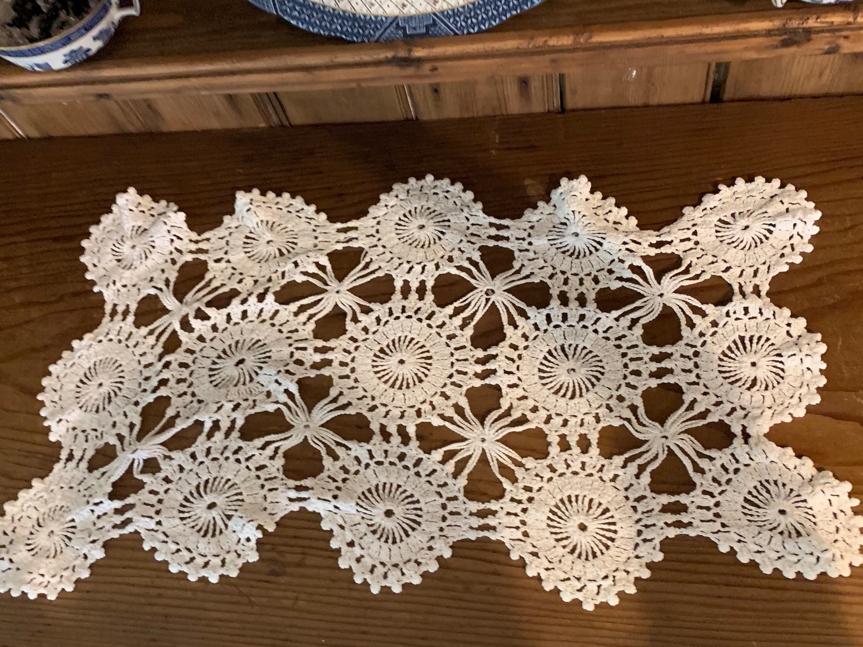 Pinwheel Crochet Dresser Scarf, Small Table Runner, Vintage Handmade