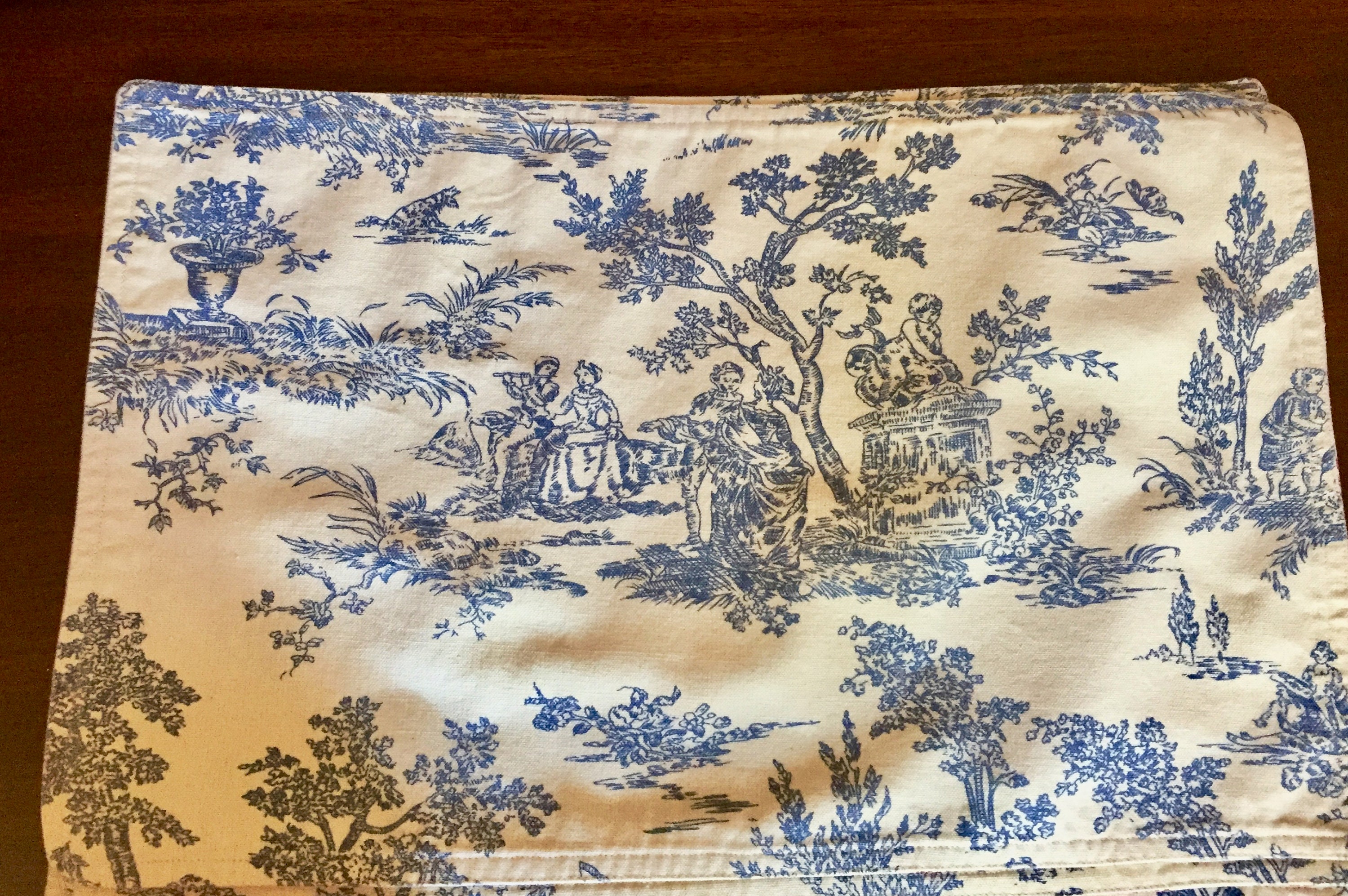 Set 4 Red White Reversible Blue White Toile Placemats, French Country