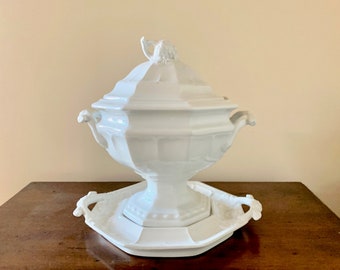 Red Cliff Soup Tureen with Under Tray, Vintage White Ironstone Footed Soup Tureen with Grape Motif, Cottage Farmhouse Ironstone Tureen