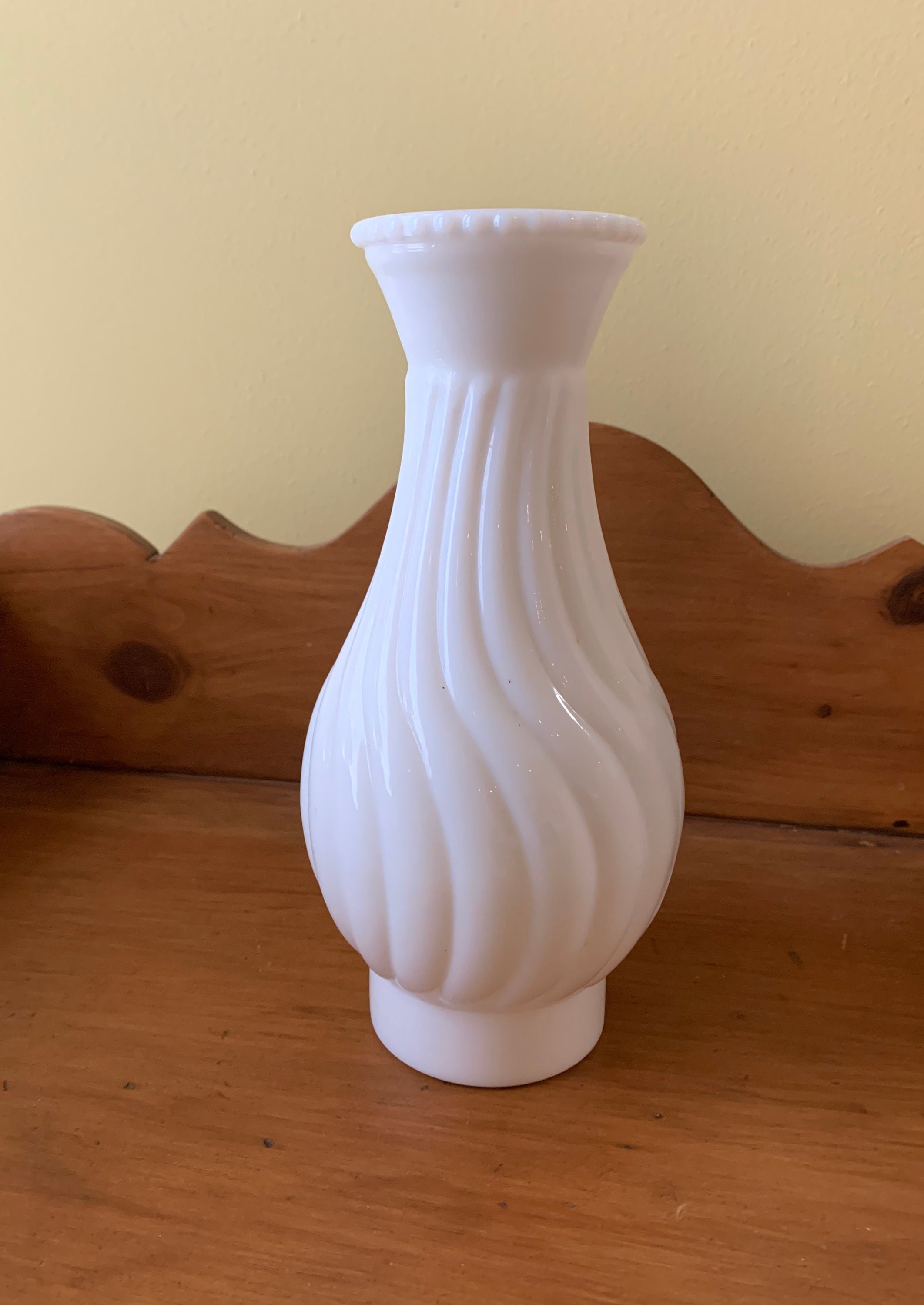 Milk Glass Hurricane Lamp Shade, Swirl White Milk Glass Pattern