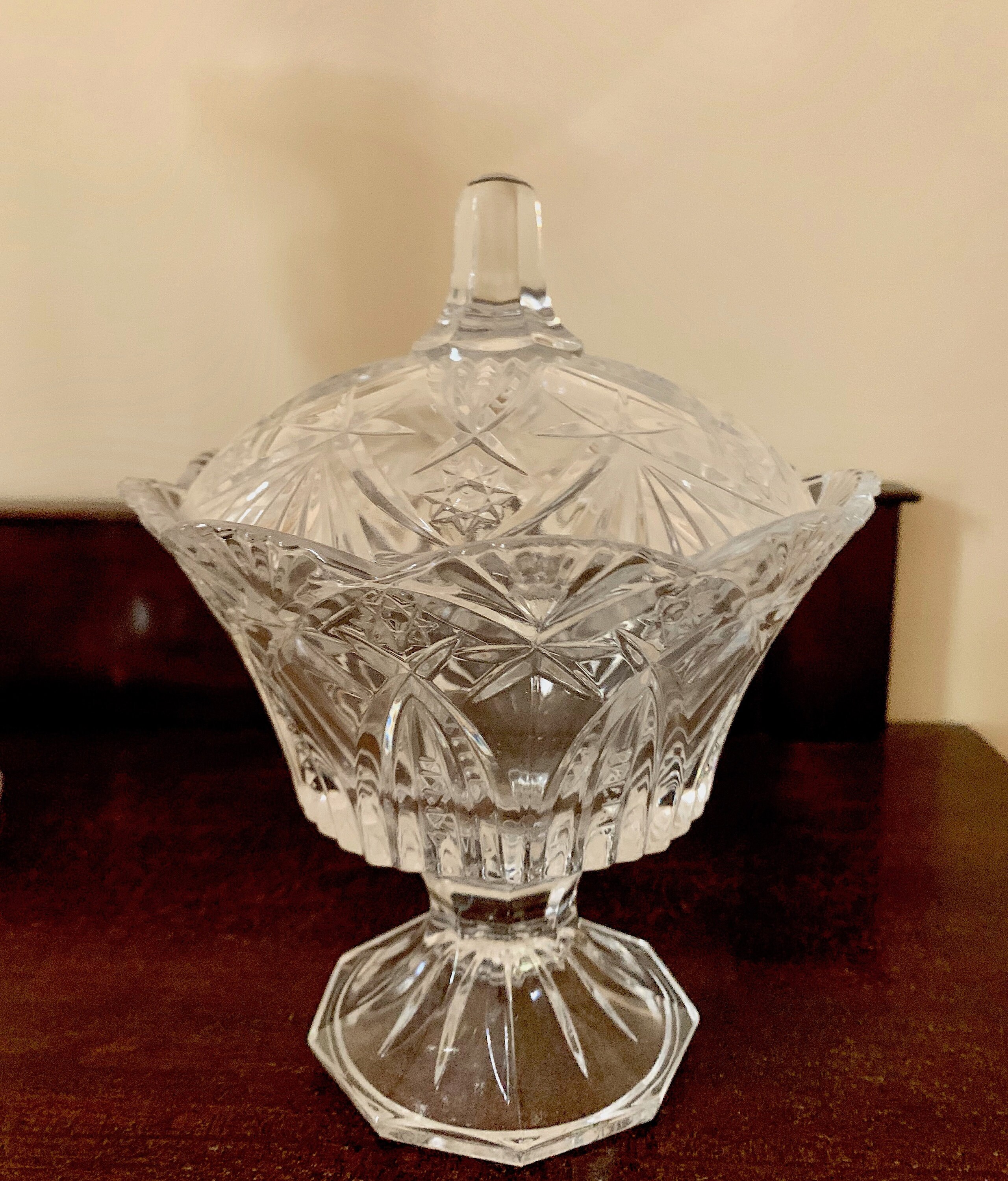 Footed Crystal Compote Bowl with Lid, Scalloped Rim, Fan Shape Design